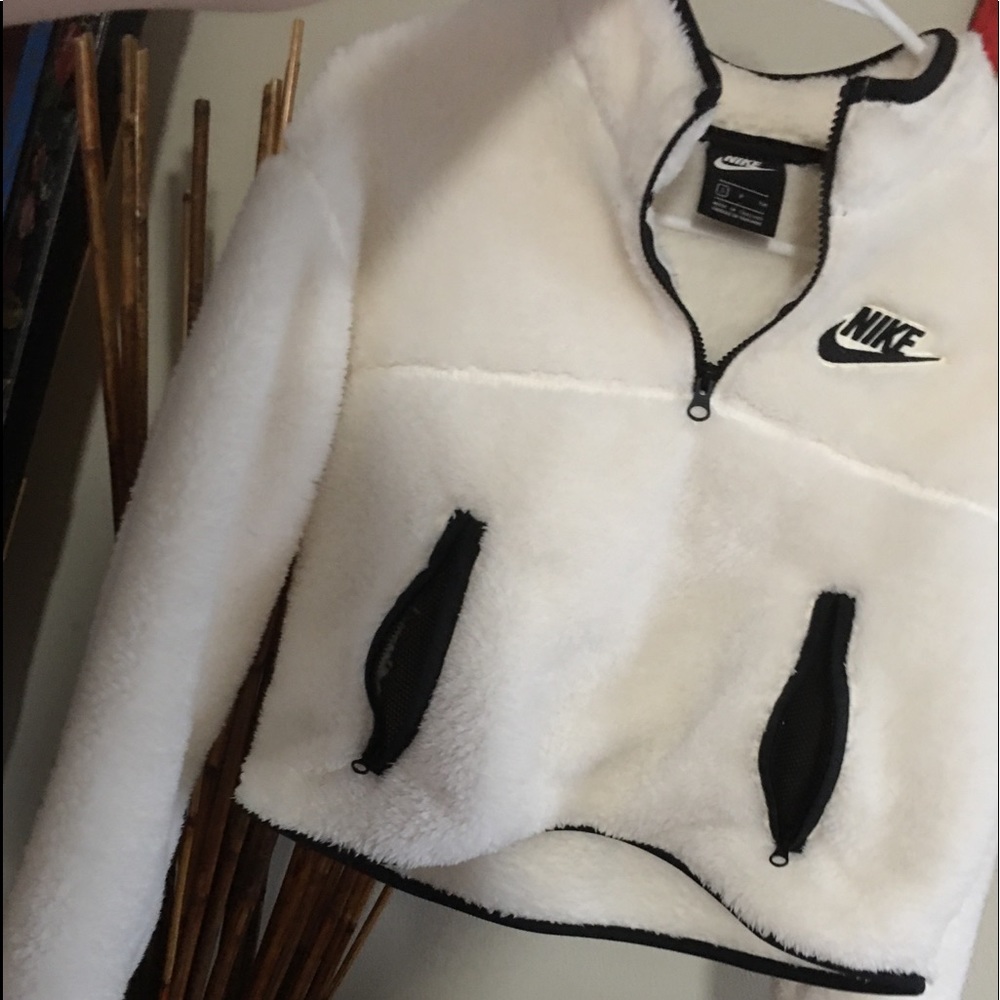 Nike cropped sweatshirt